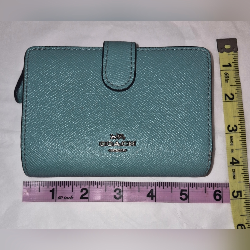 Coach Teal Small Leather Wallet - Coach Logo - Picture 12 of 13